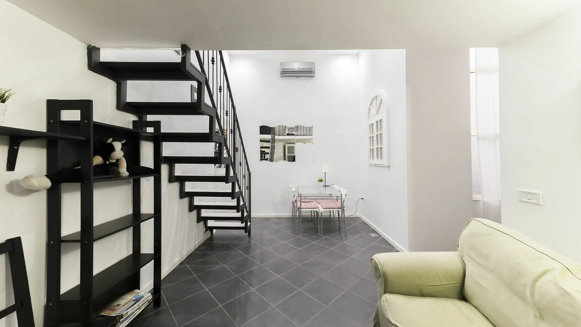 Amedeo Loft Apartment Naples